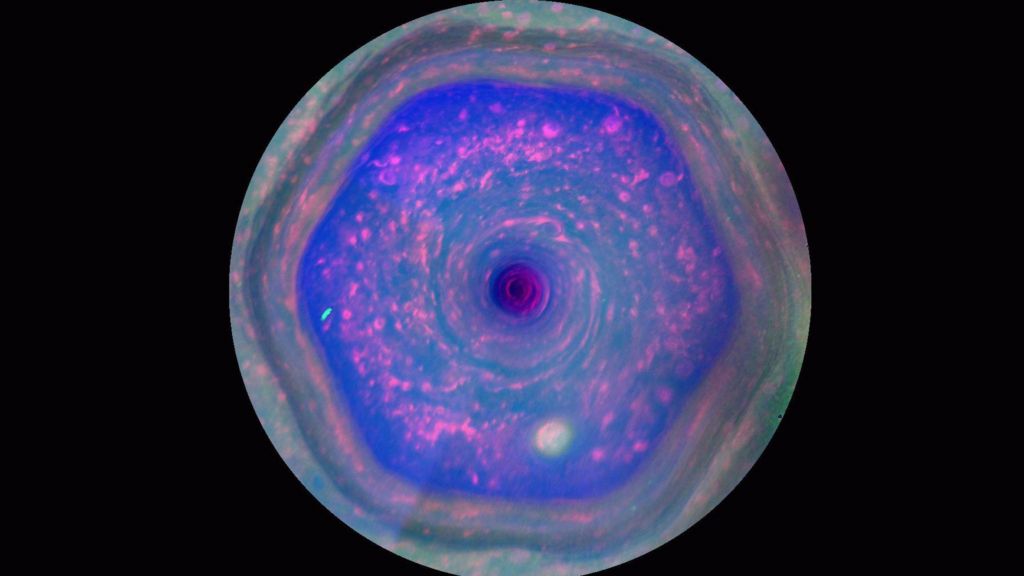 Saturn's weird hexagon changes colour