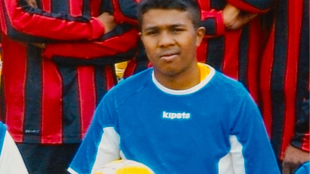 Camber Sands deaths: Lifeguards to patrol over bank holiday