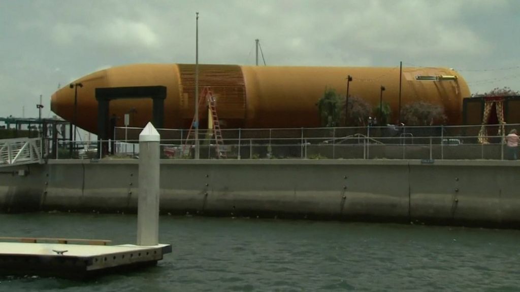 VIDEO: Piece of space history takes the slow route