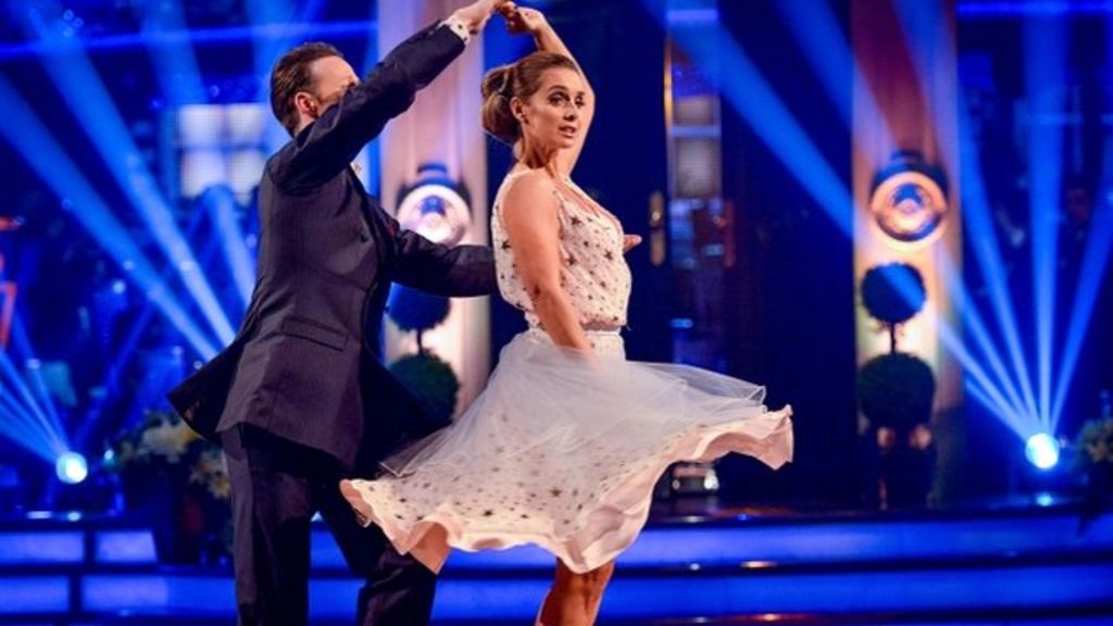 Louise Redknapp's teacher in global prize top 50 - BBC News