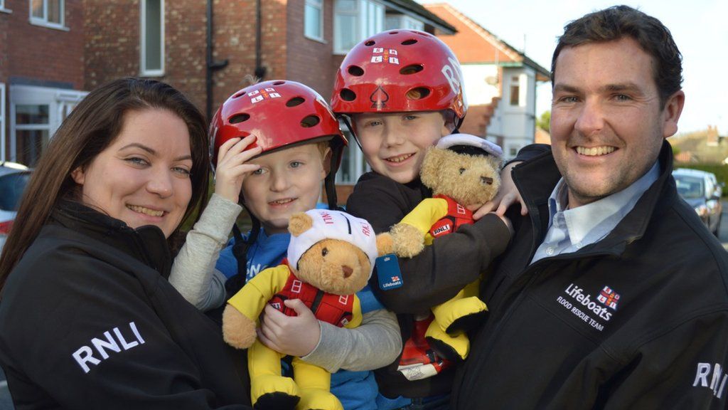 RNLI gifts for flood-rescue brothers