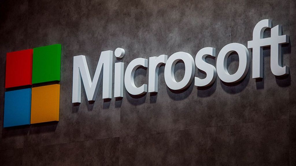 Global reports of Microsoft faults