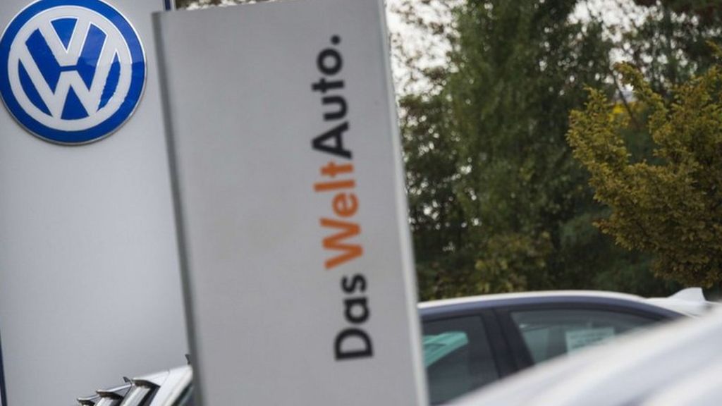 UK investigates car emissions tests