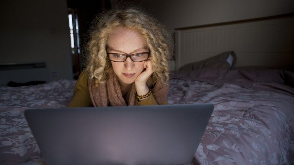 Night-time alerts 'target impulse buys'