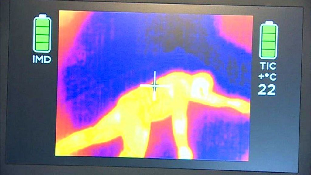Flintshire thermal camera technology for firefighters - BBC News