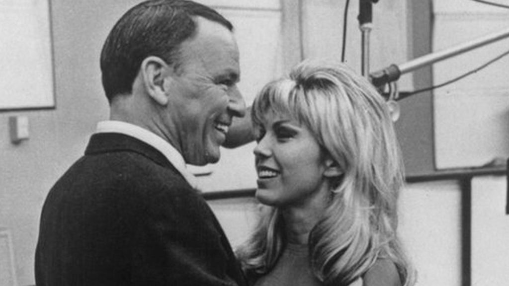 La ácida crítica de Nancy, la hija de Frank Sinatra, a la elección de