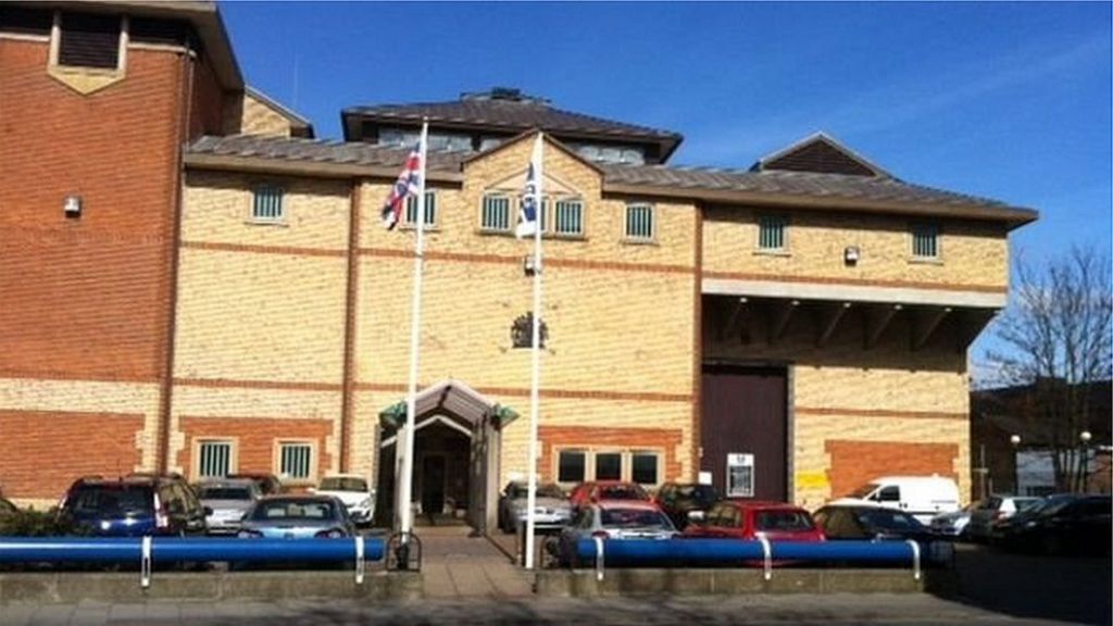 Police Dealing With 'unrest' At Category B Prison HMP Bedford - BBC News