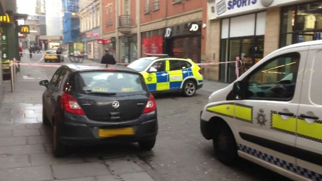 Stabbing closes busy city street