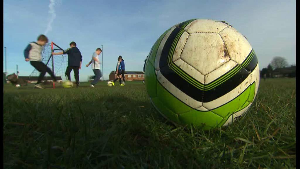 Nottingham football team for 'reject' kids - BBC News