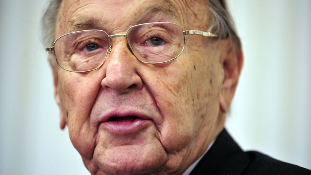 German ex-Foreign Minister Genscher dies