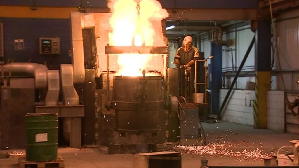 Foundry business Bonds to close two County Durham factories - BBC News