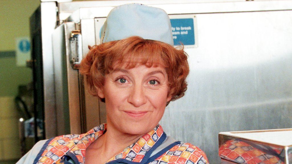 Victoria Wood statue to depict Dinnerladies' Bren