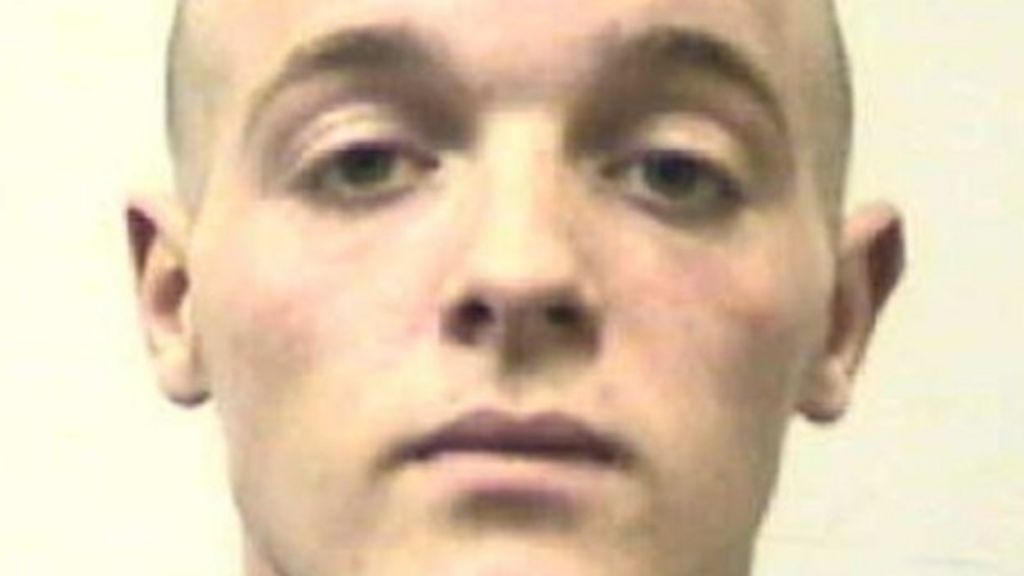 Police in on-the-run suspects error