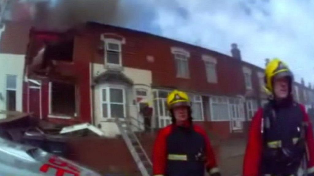 West Midlands firefighters to wear body cameras