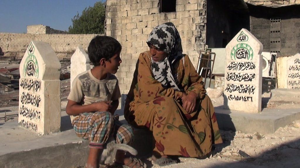 The Aleppo family living in a cemetery