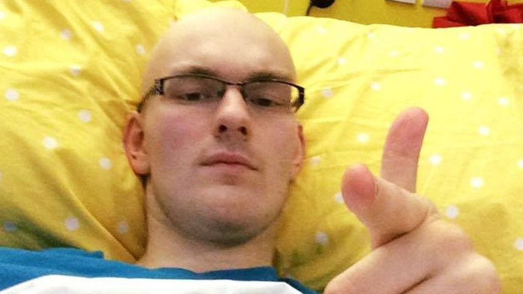 Oxford students raise £54k for terminally ill friend's bucket list