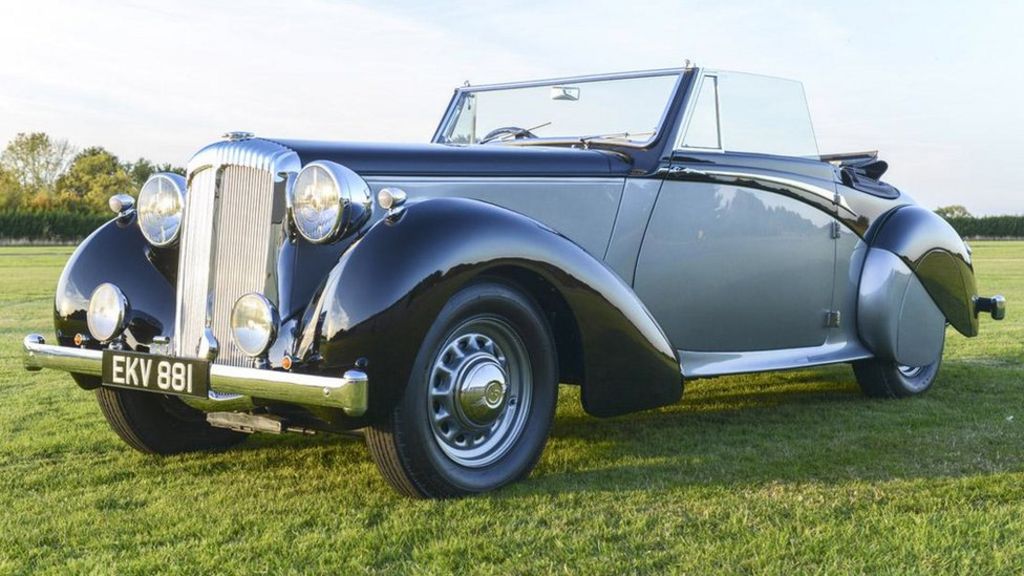Classic car used by Winston Churchill to be auctioned BBC News