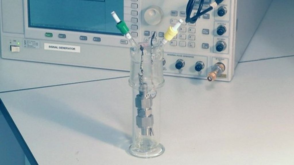 New lithiumair battery from Cambridge is 'most efficient' BBC News