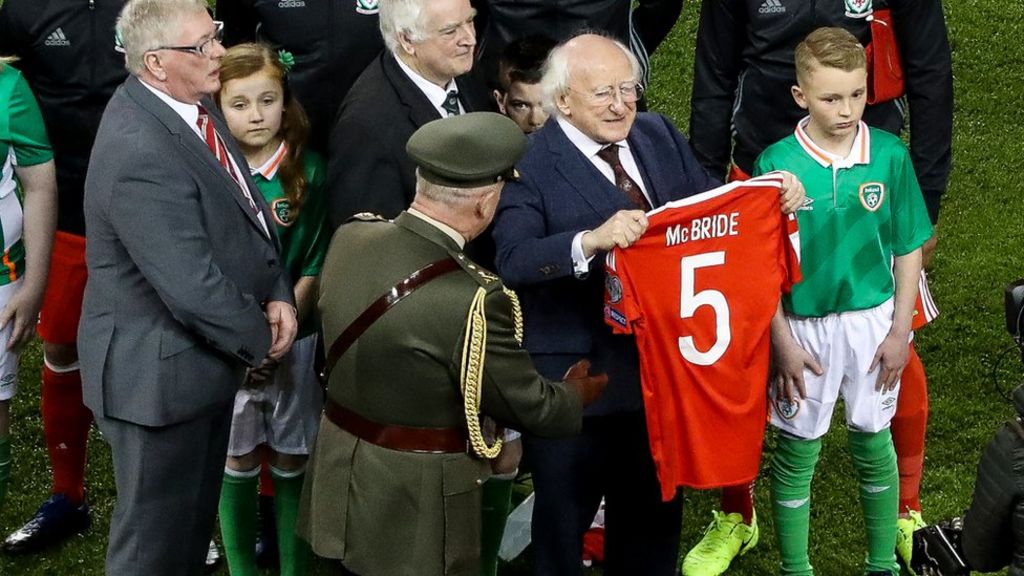 Irish president given shirt as tribute to Derry City captain