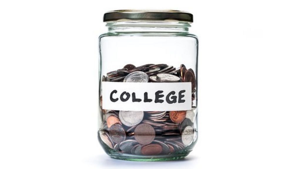 Tuition fees: Is England more expensive than US?