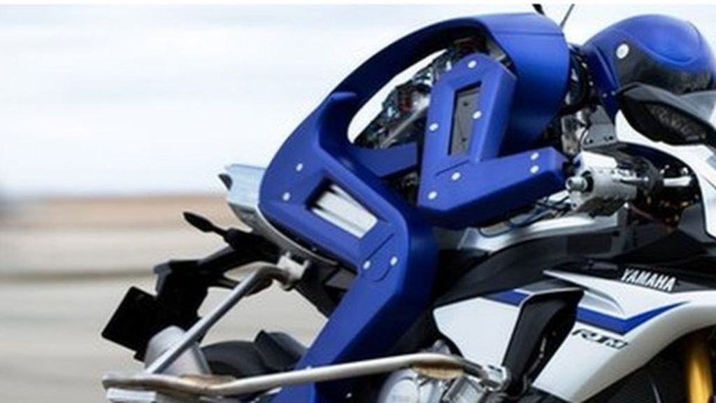 VIDEO: Robot rides high-speed racing motorcycle