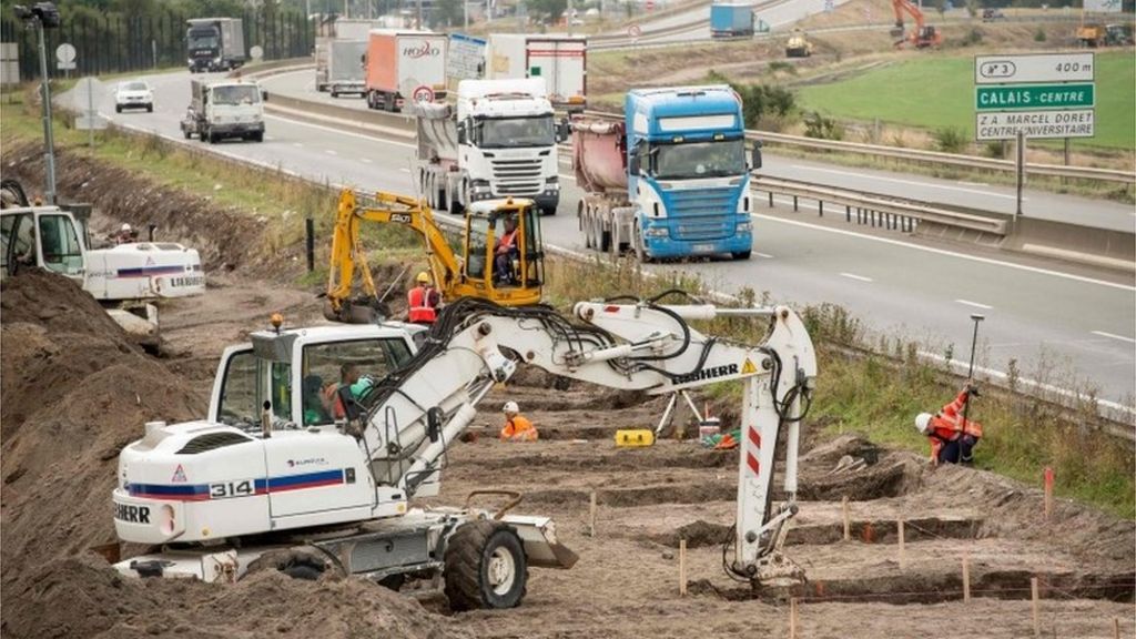 Calais migrants: Work begins on UK-funded border wall