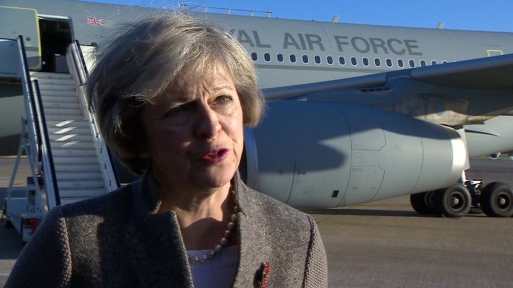 Theresa May backs judges' independence after Brexit ruling - BBC News
