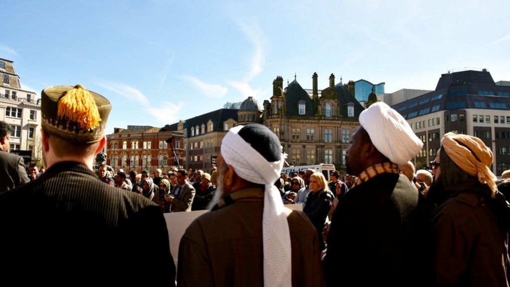 #Notinmyname: Hundreds of Muslims condemn terror attack