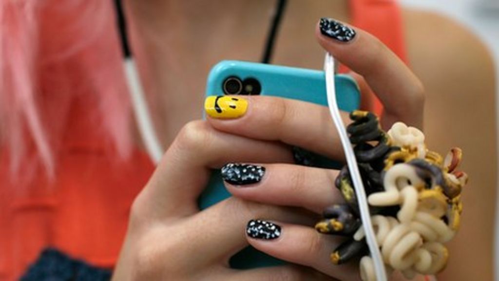 Facebook decision angers developers