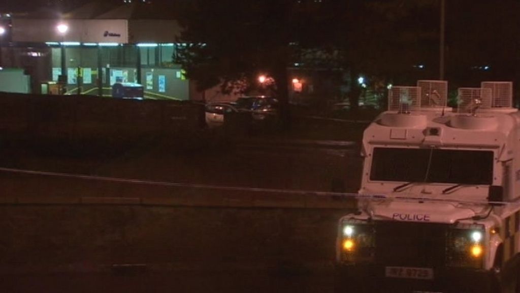 Train station evacuated in security alert