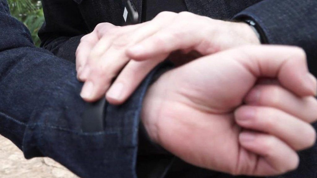 Hands-on with the jacket with Google woven in