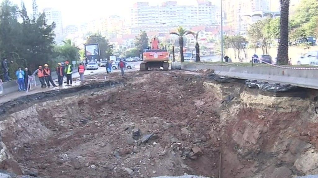 Massive sinkhole in Algerian road