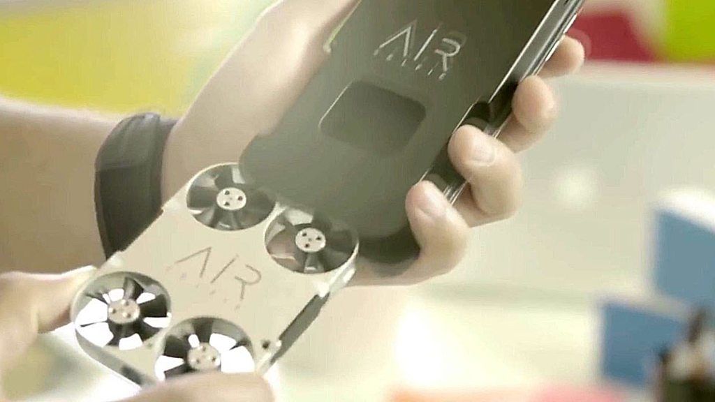 The drone selfie camera and other news