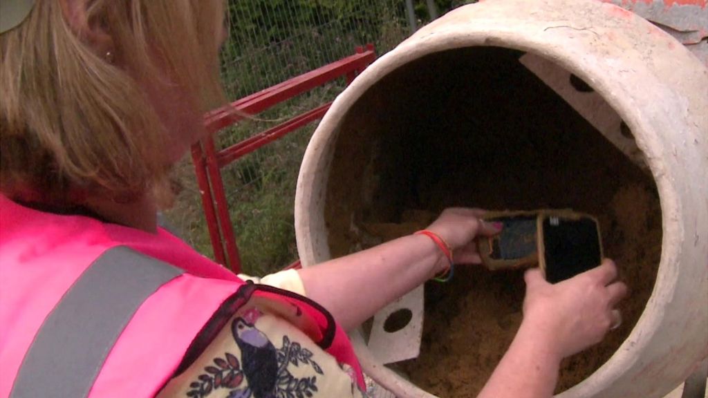 Phones built for builders – are they tough enough?