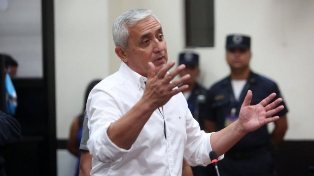 Guatemala ex-president 'took bribes'