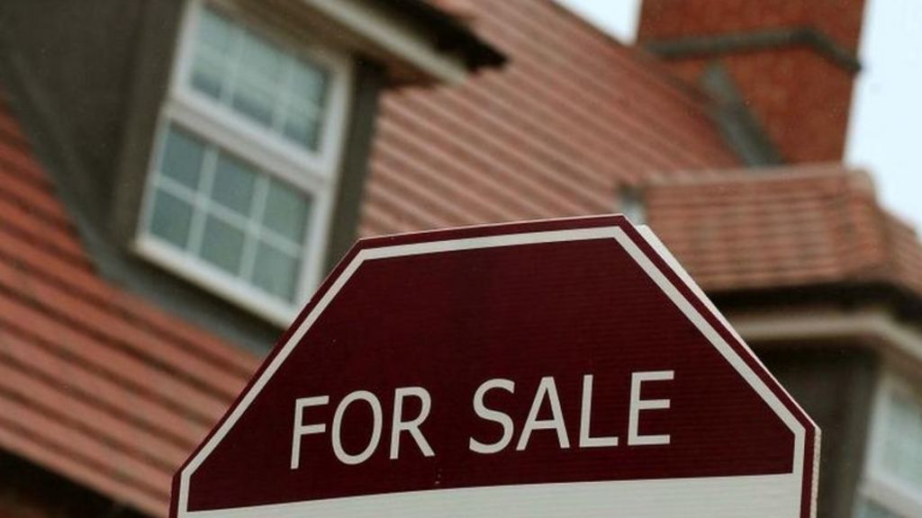 UK housing market settles down post-Brexit, says Rics