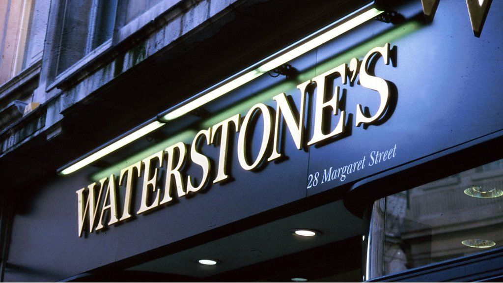Waterstones boss defends unbranded branches
