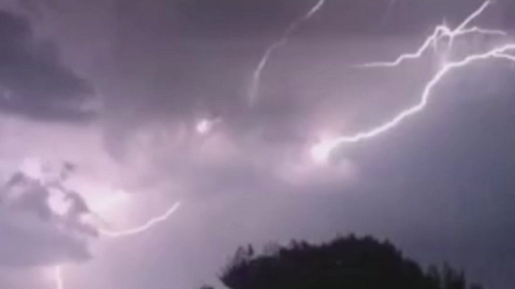 VIDEO: Thousands of lightning strikes in 34 hours