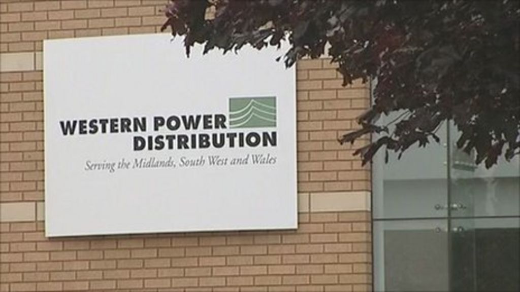 Castle Donington staff warned of job cuts at power firm BBC News