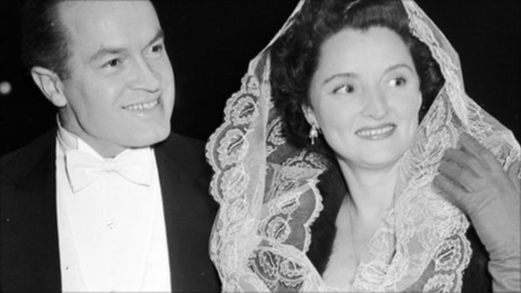 US singer Dolores Hope dies at 102 BBC News