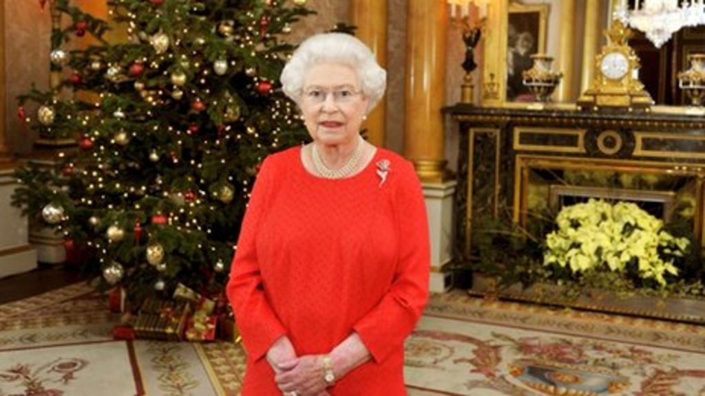 Queen's Christmas Day speech to focus on family - BBC News