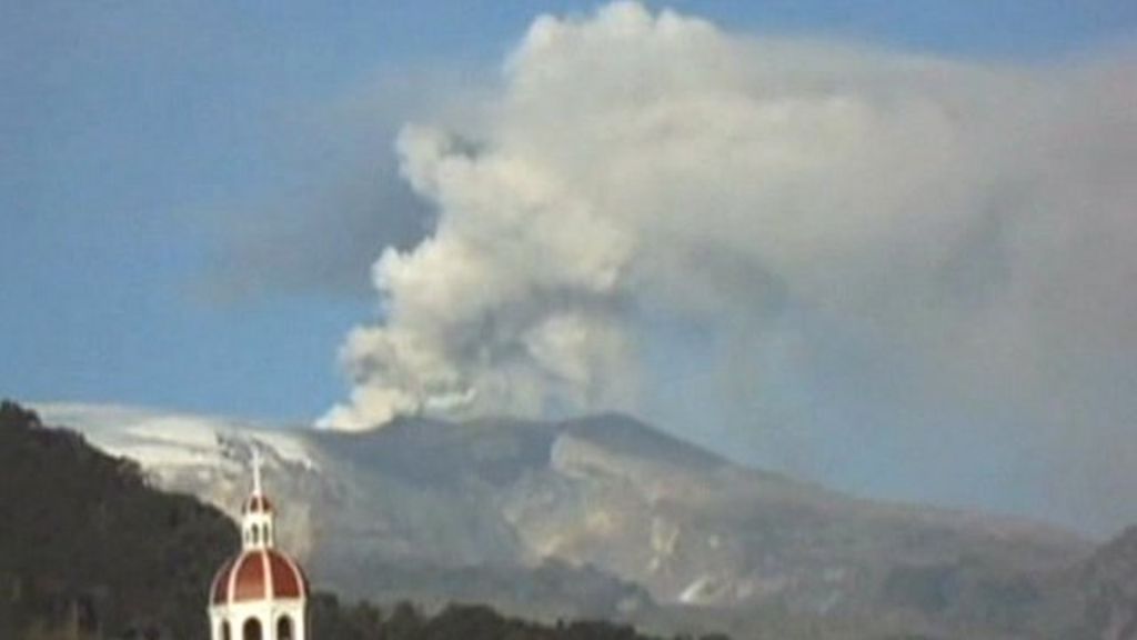 Colombia's Nevado Del Ruiz Volcano Spews Ash And Gas - Bbc News