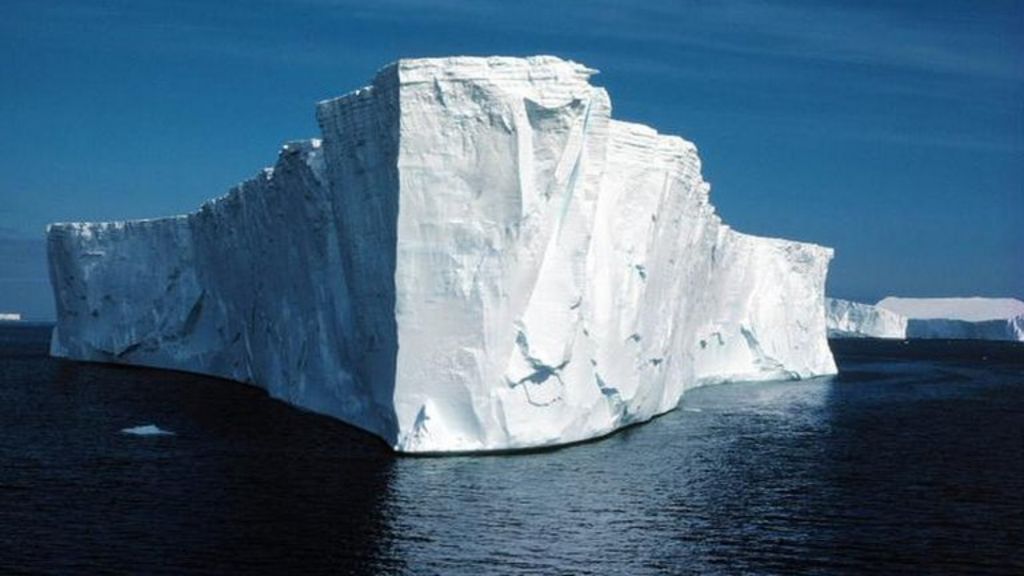 Who, What, Why: How Do You Track An Iceberg? - Bbc News