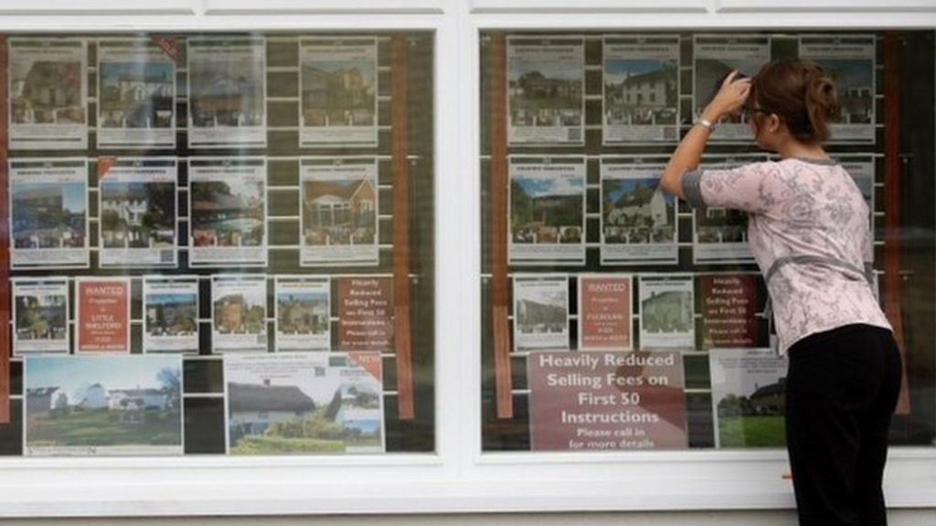 House Prices Still Falling, Says Halifax - BBC News