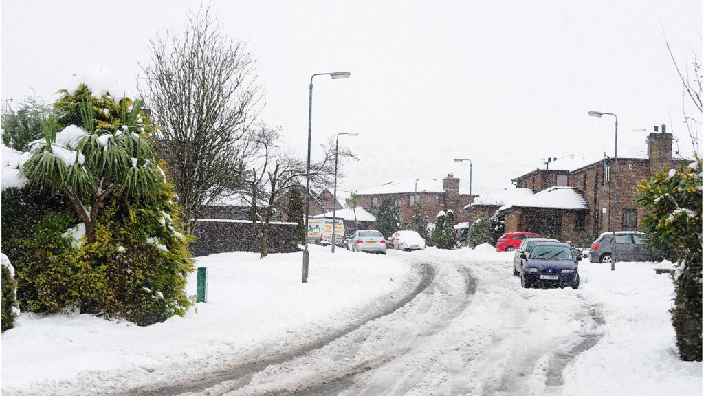 School closures in Northern Ireland as roads are hit by weather chaos