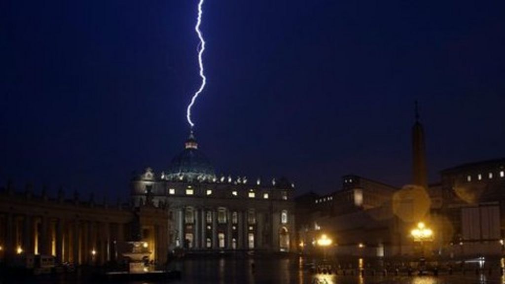 Lightning really does strike twice BBC News