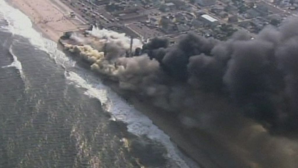 Seaside Heights boardwalk fire burns in New Jersey BBC News