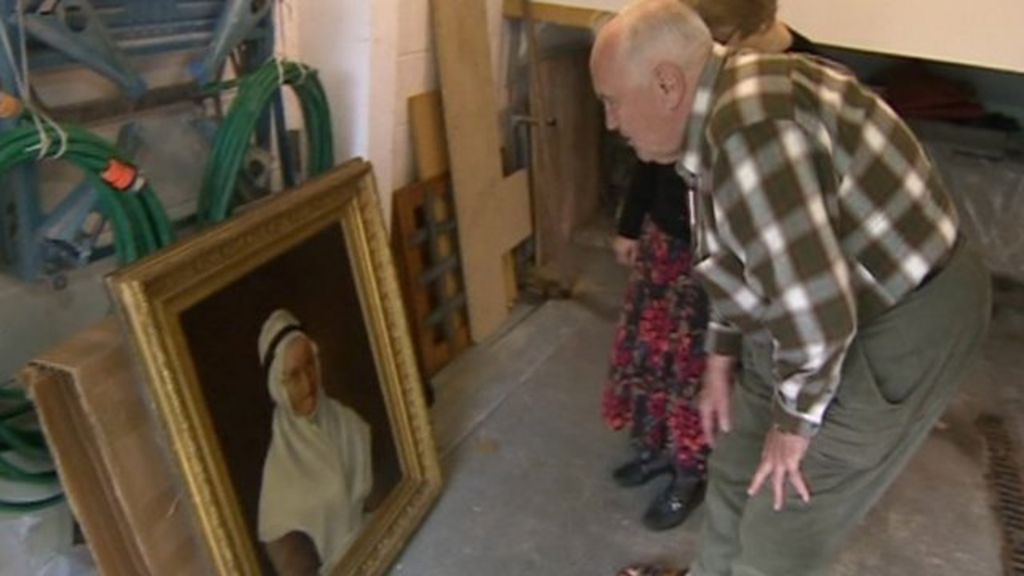 Mysterious Ugly Woman Painting Baffles Winchester Couple Bbc News