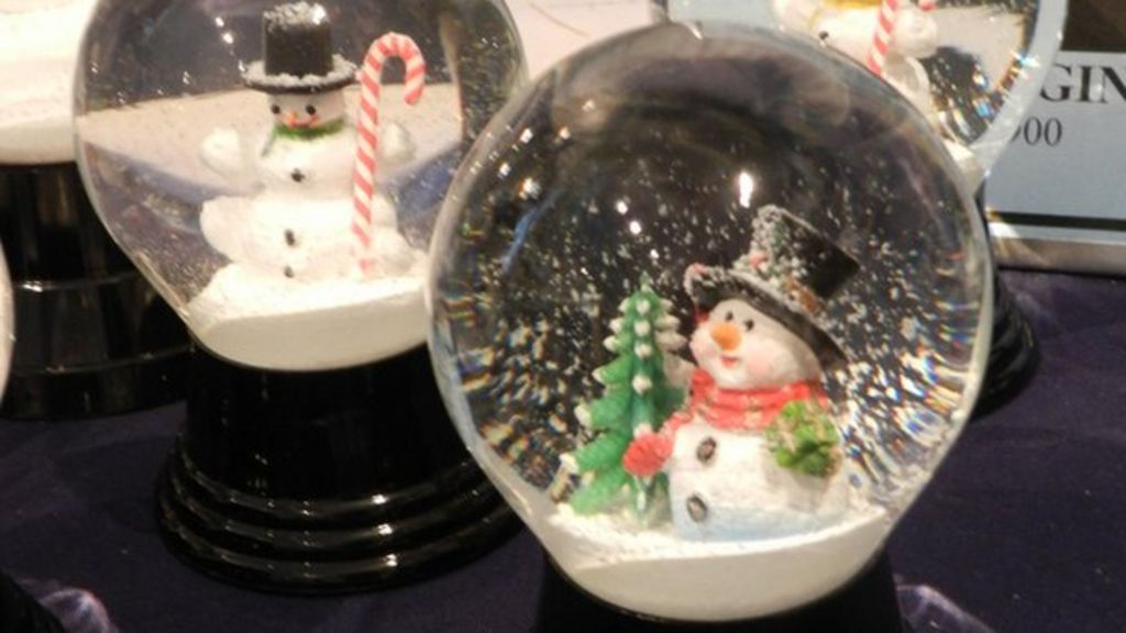 The family company that invented the snow globe BBC News
