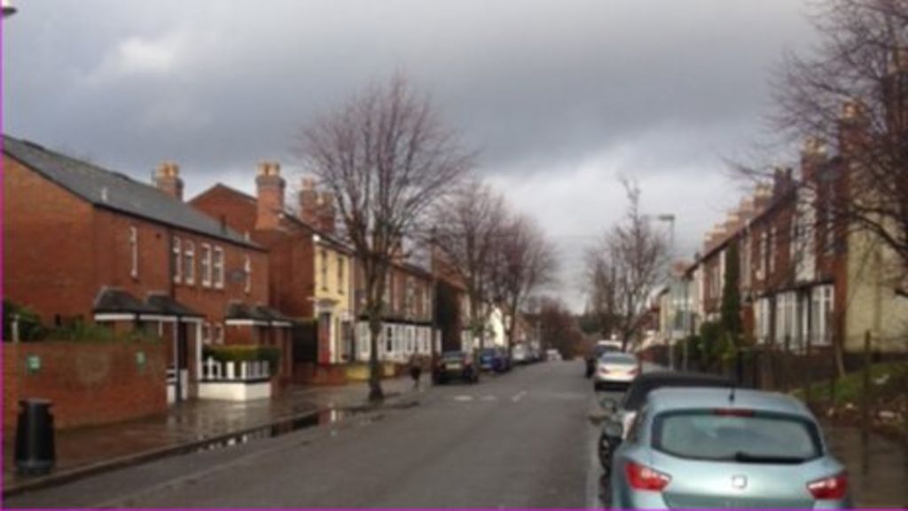Benefits Street: Birmingham documentary 'encouraged crime' - BBC News